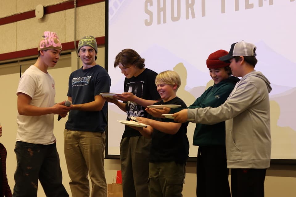 La Fondation Tidbits of Change récompense de jeunes Canadiens pour leurs projets communautaires collaboratifs