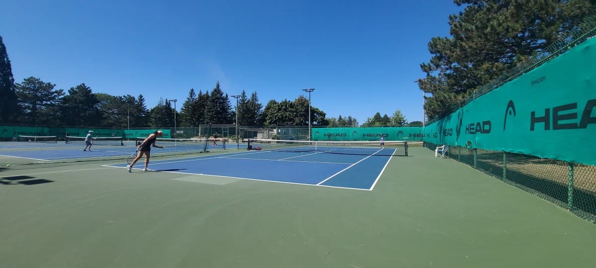 Hillcrest Tennis Camp Opens Registration for 2026 Junior Summer Camp and Adult Group Lessons in North York